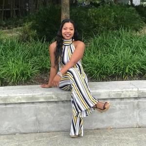 Meet your Posher, Denise